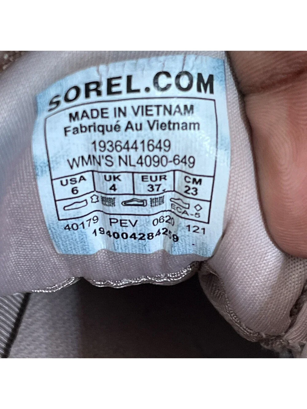 Sorel Out N About Plus Women's Size 6 Shoes Pink Suede Comfort Casual Sneakers